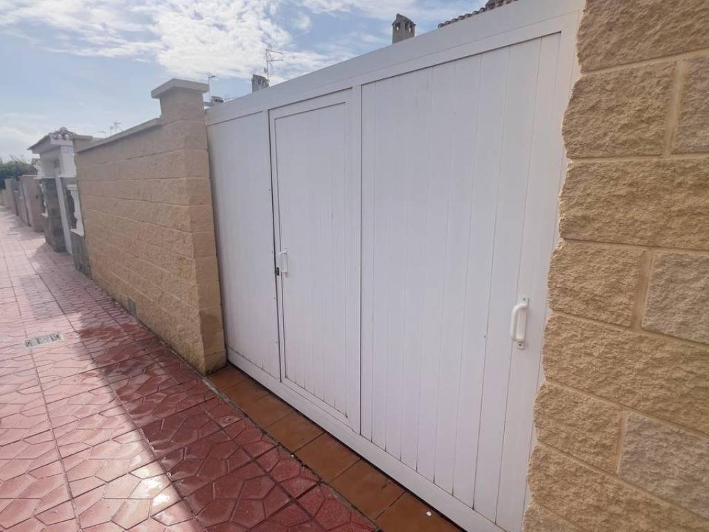 Casa de 80 m² a Oriola