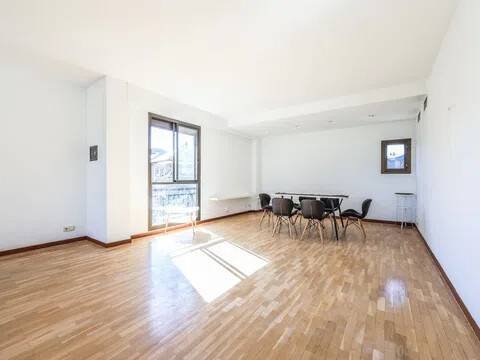 Wohnung 217 m² in Madrid