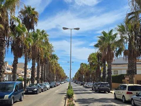 Pis de 80 m² a Oriola