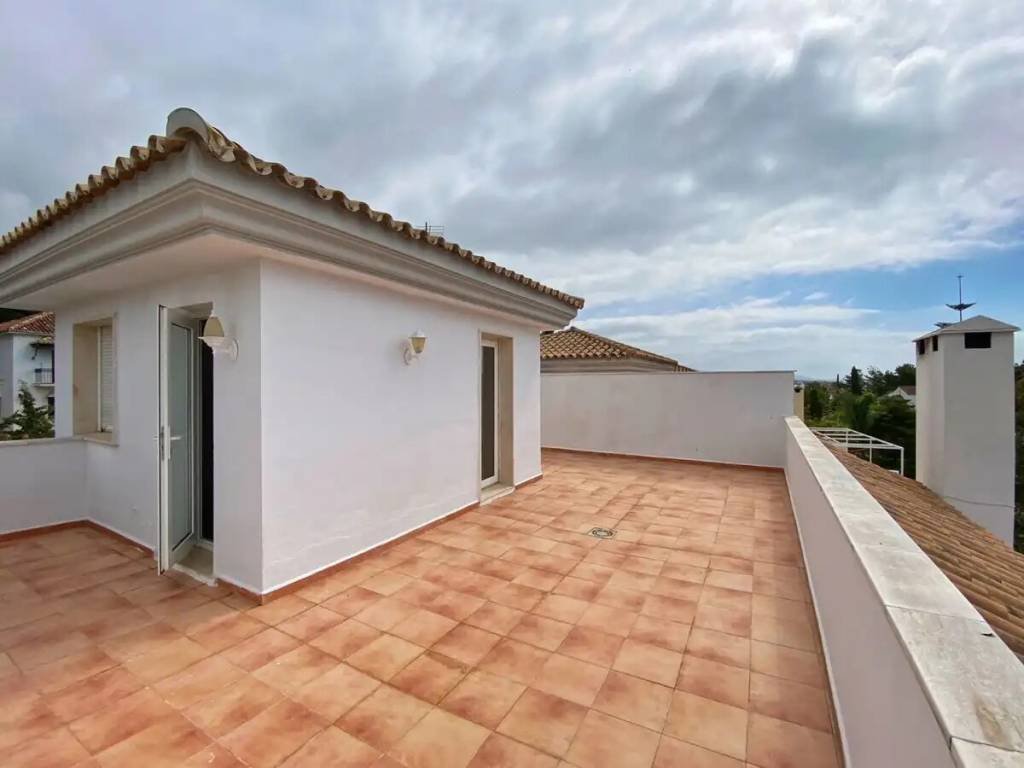 Casa de 320 m² en Marbella
