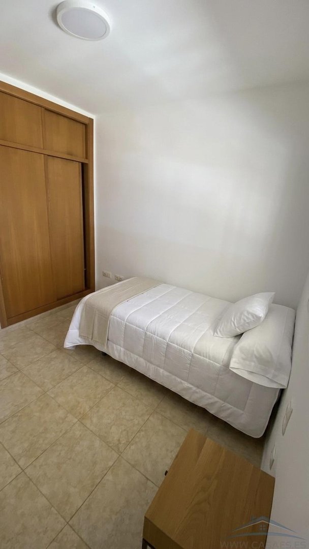 Piso de 75 m² en Roquetas de Mar