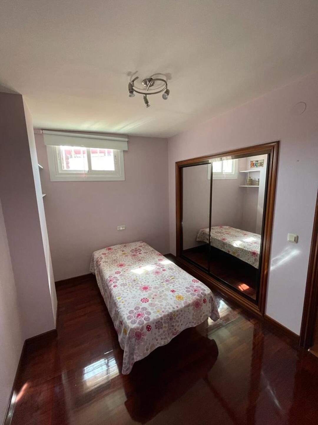 Piso de 80 m² en Poio