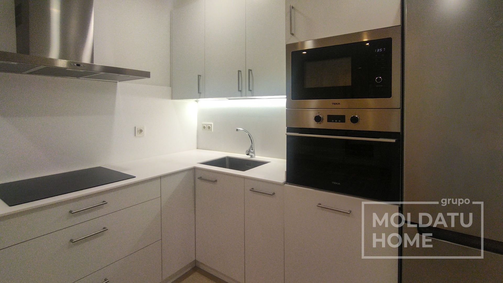 Wohnung 108 m² in Donostia / San Sebastián
