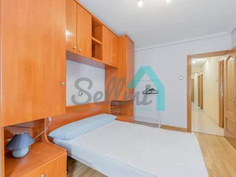 Piso de 120 m² en Oviedo