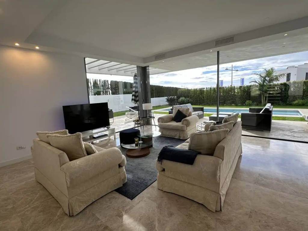Casa de 435 m² en Estepona