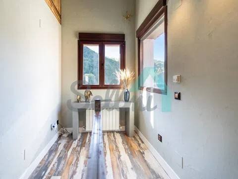 Casa de 200 m² en Mieres