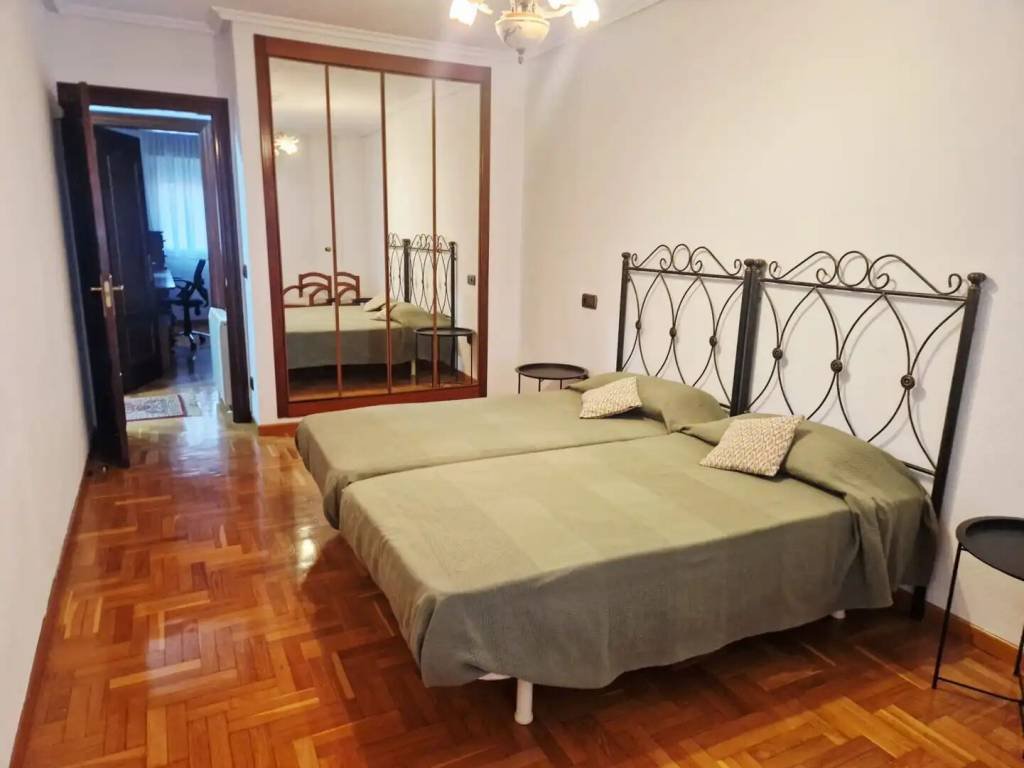 Piso de 80 m² en Avilés