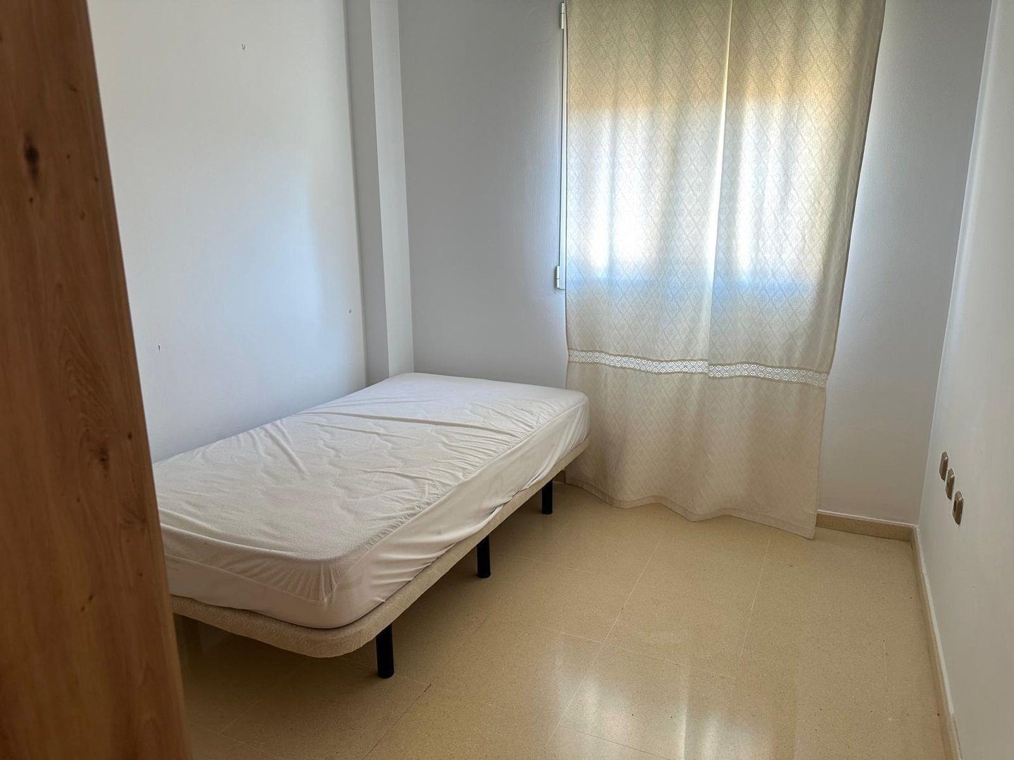 Piso de 100 m² en Alhendín