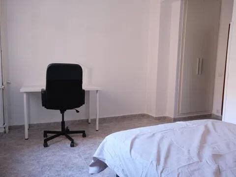 Habitación 140 m², Lérida