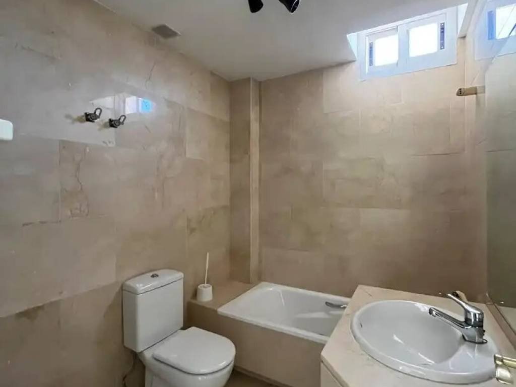 Casa de 215 m² en Granada