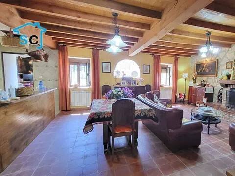 Piso de 445 m² en Torremocha del Campo