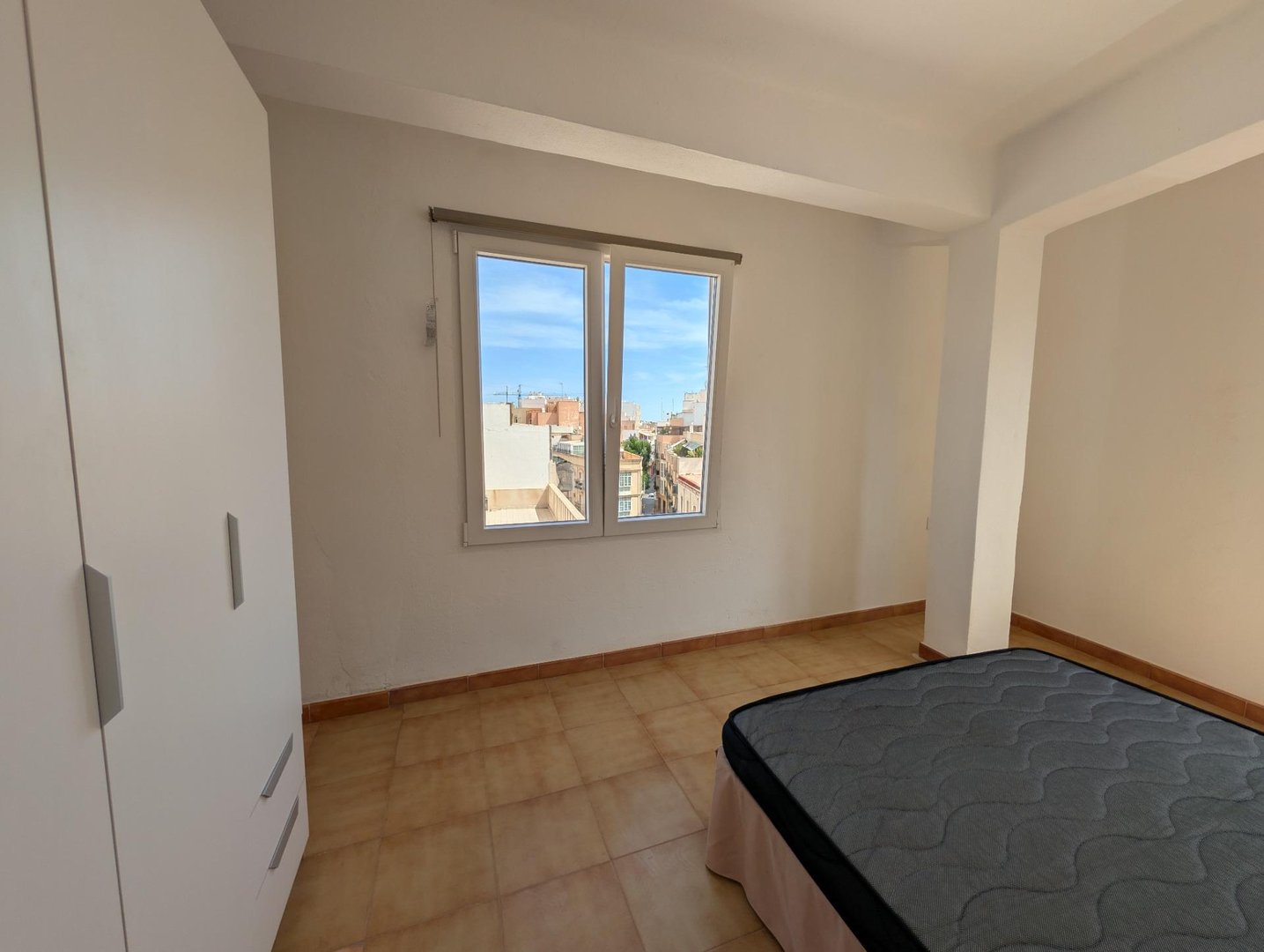 Piso de 85 m² en Almería