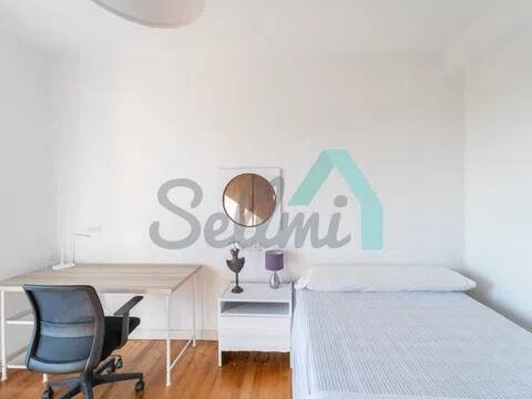 Piso de 212 m² en Oviedo
