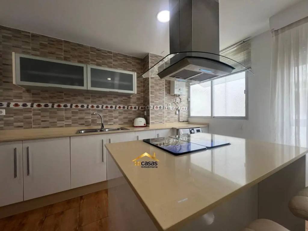 Piso de 80 m² en Santa Pola