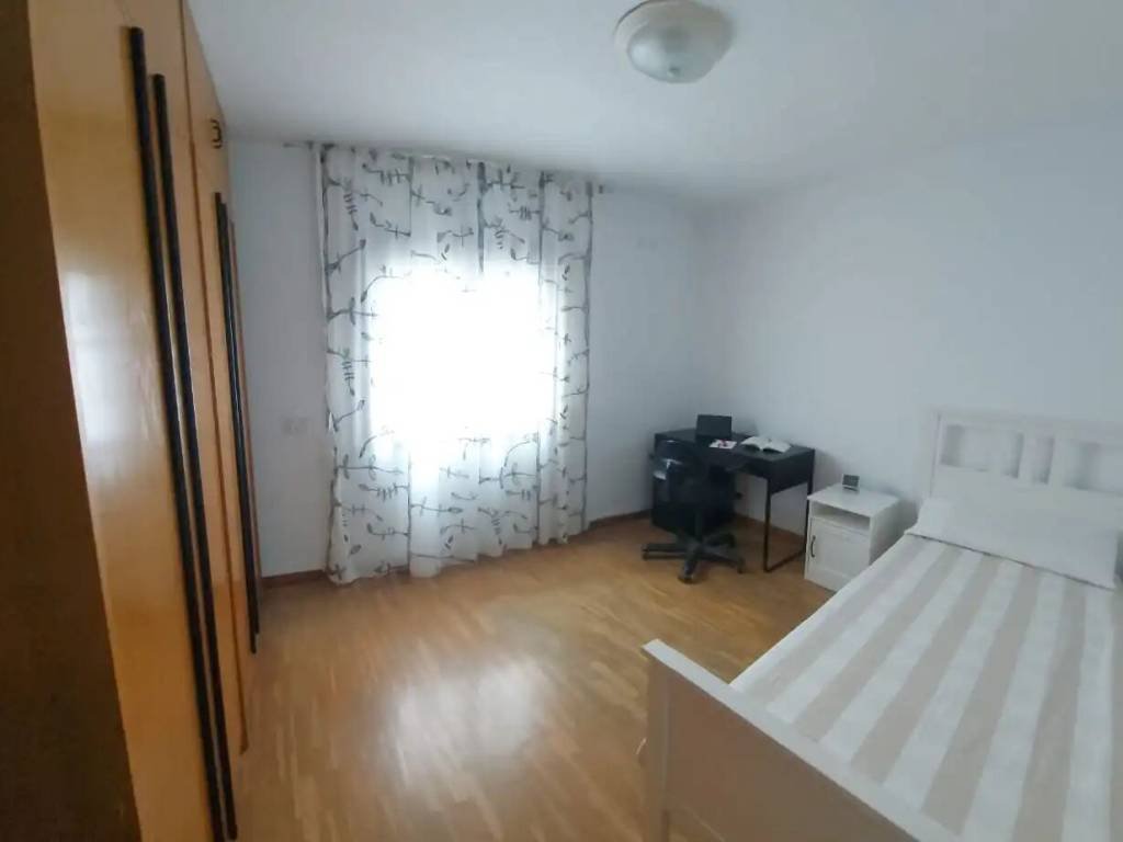 Pis de 74 m² a Cerdanyola del Vallès