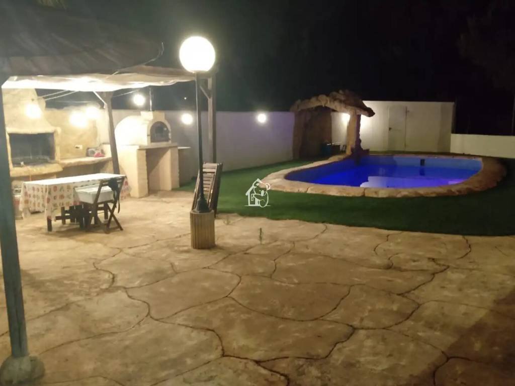 Casa de 80 m² a Oriola