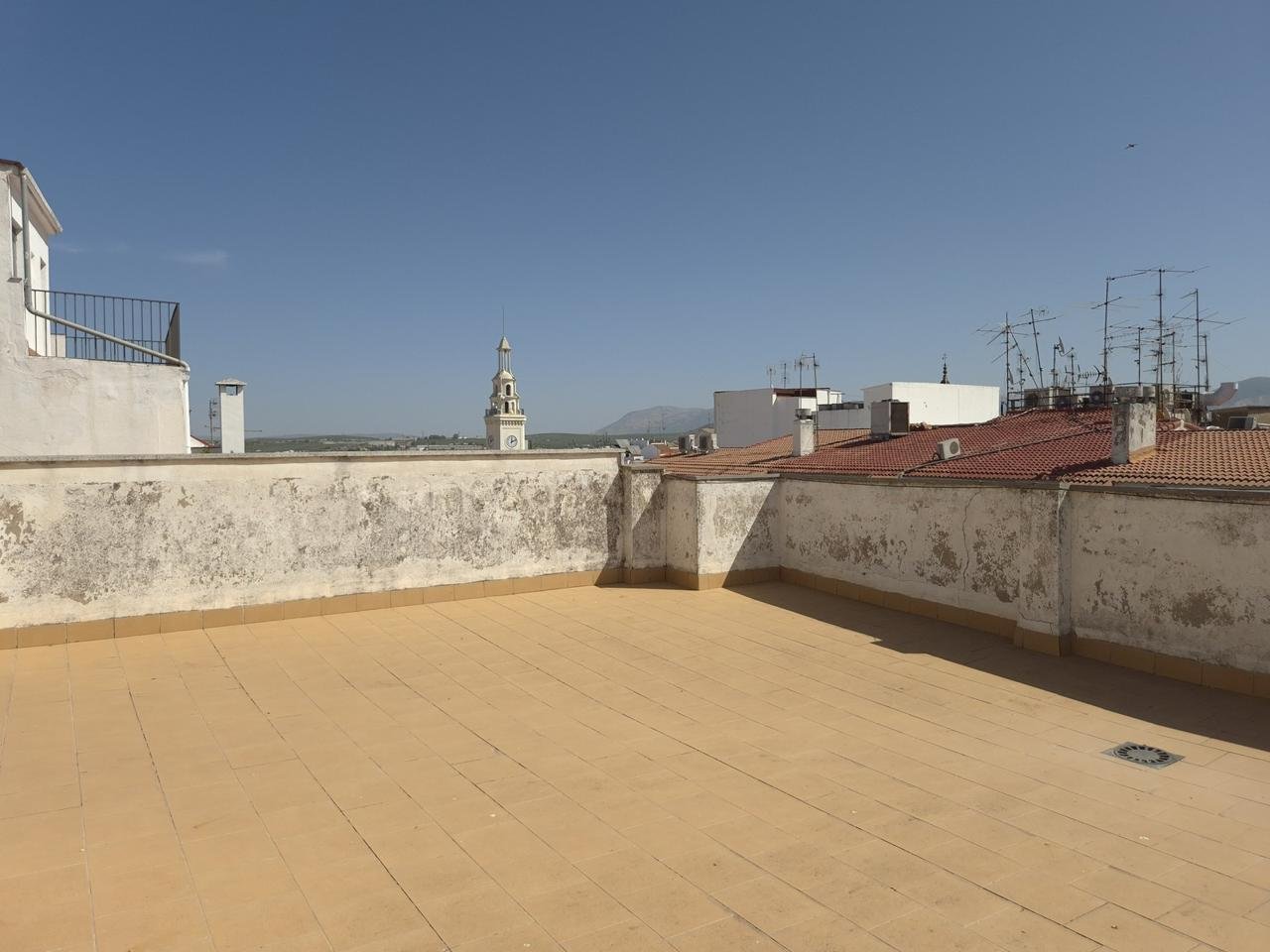 Piso de 120 m² en Lucena