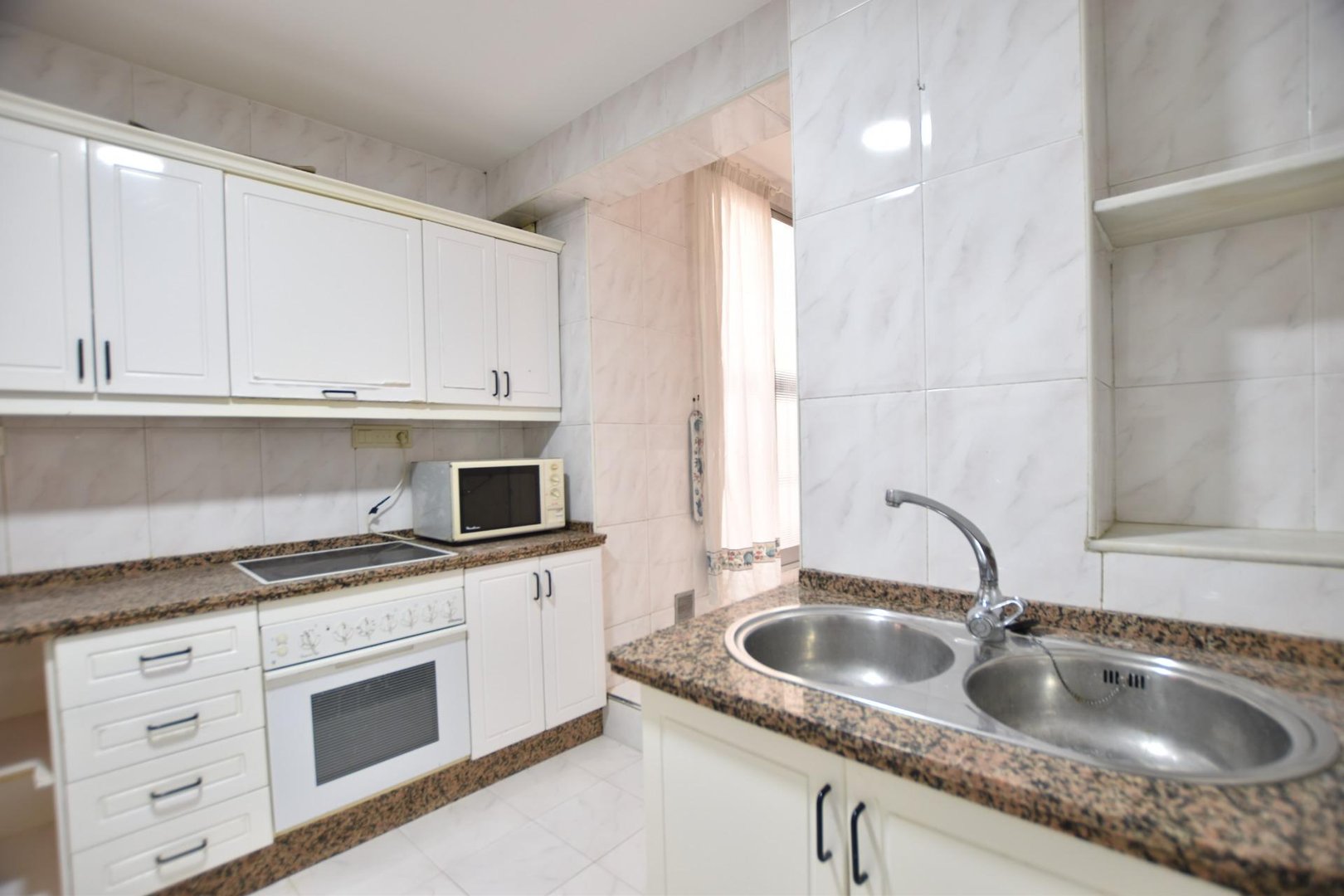 Habitación 103 m², Granada