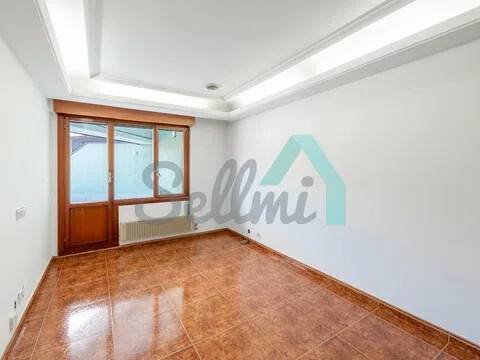 Piso de 70 m² en Oviedo