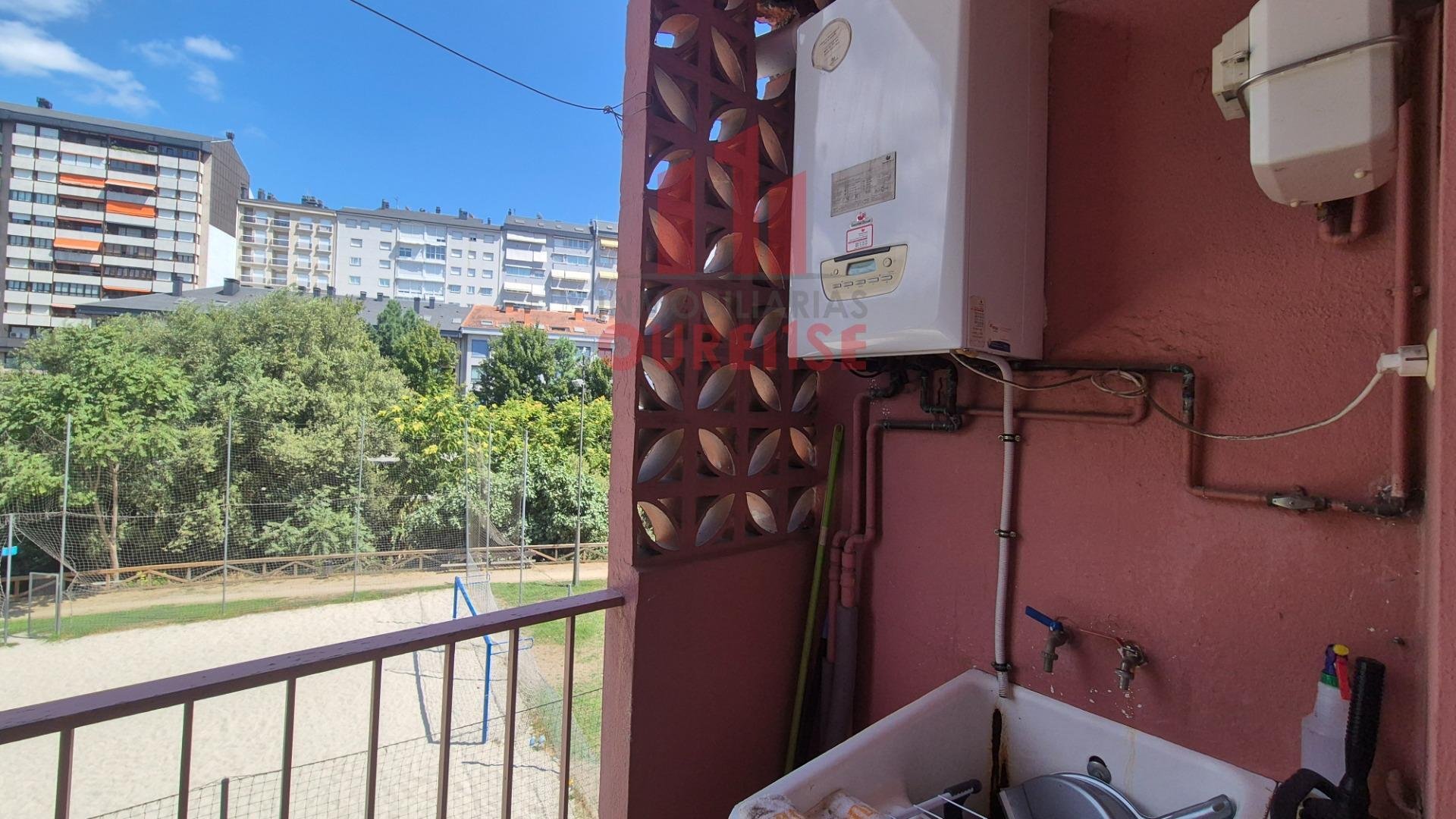 Piso de 87 m² en Ourense