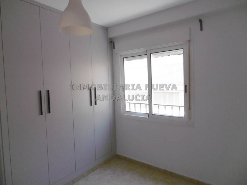 Piso de 90 m² en Almería