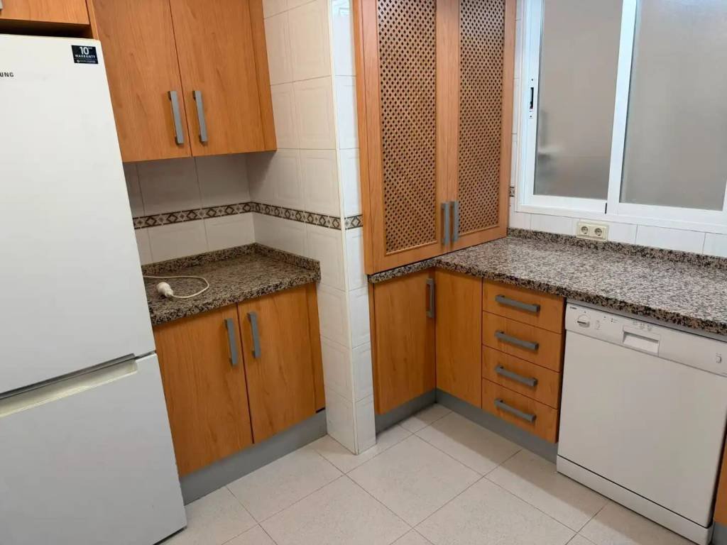 Piso de 130 m² en Granada