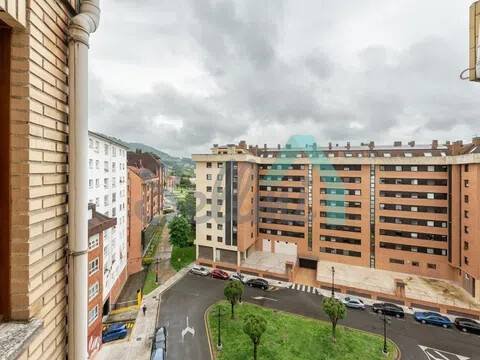 Piso de 72 m² en Oviedo