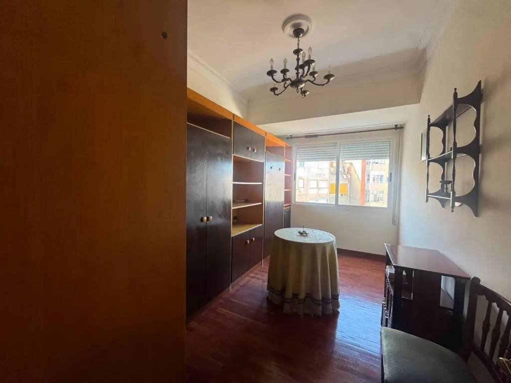Piso de 121 m² en Ourense