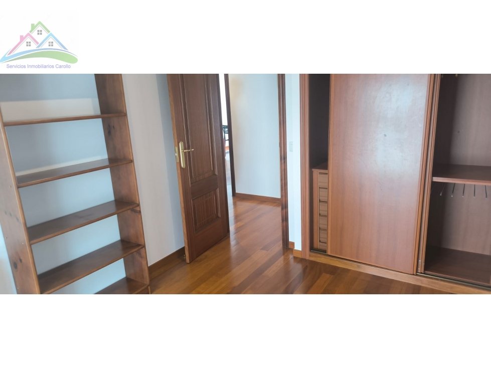Piso de 59 m² en Santiago de Compostela