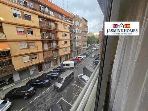 Piso de 90 m² en Valencia