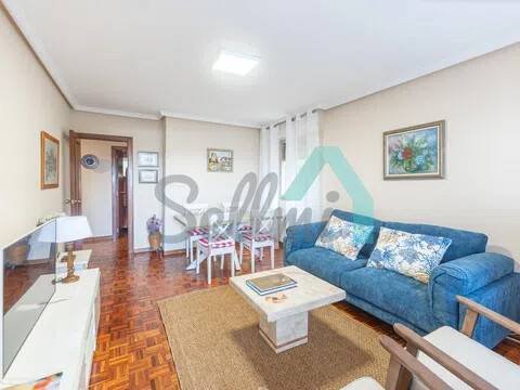 Piso de 98 m² en Castrillón