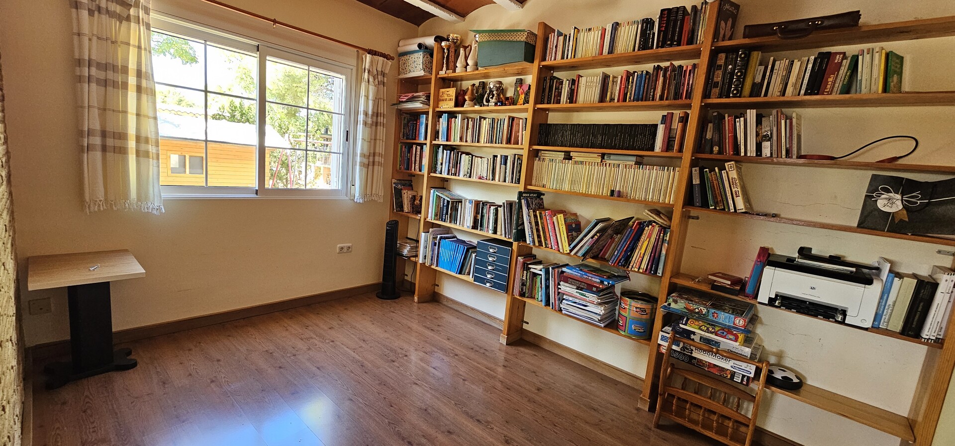 Piso de 1500 m² en Totana