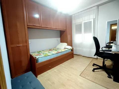 Piso de 120 m² en Oviedo