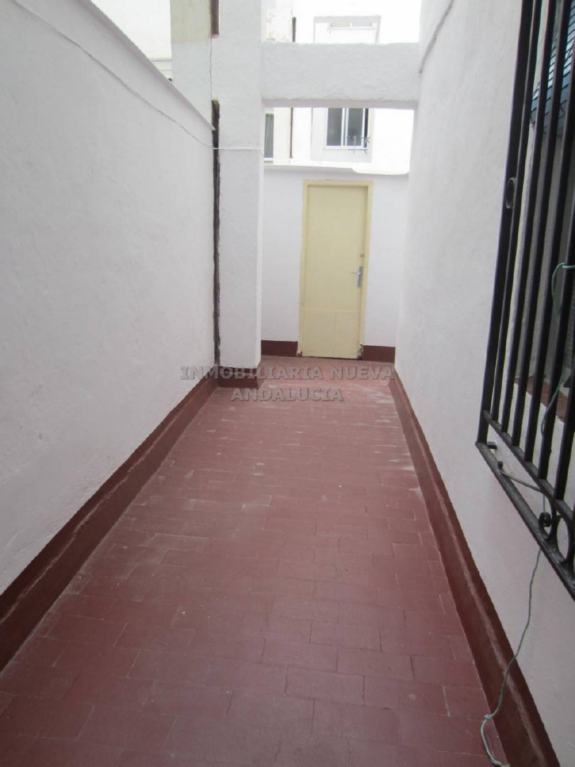 Piso de 80 m² en Almería