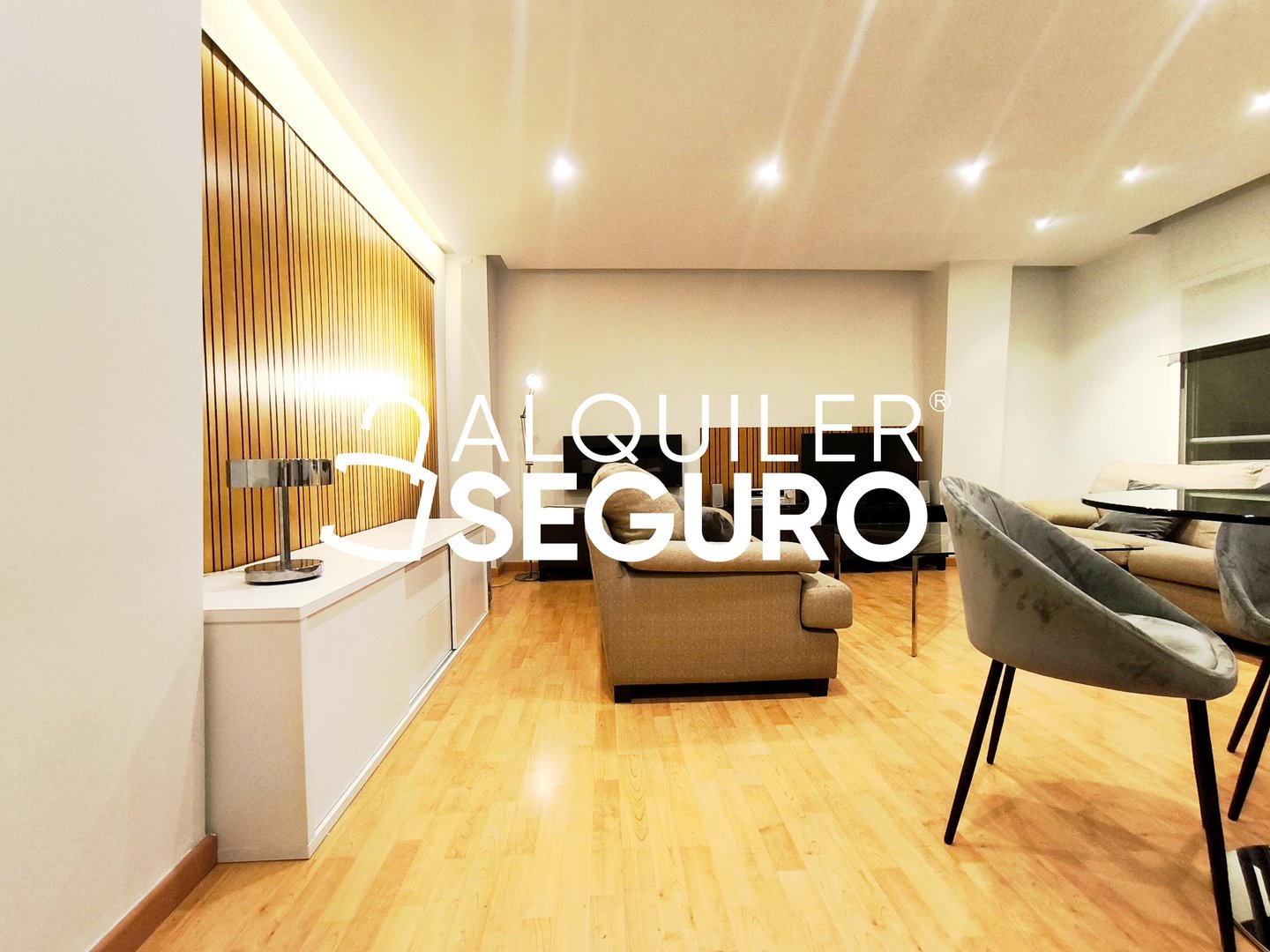 Pis de 77 m² a València