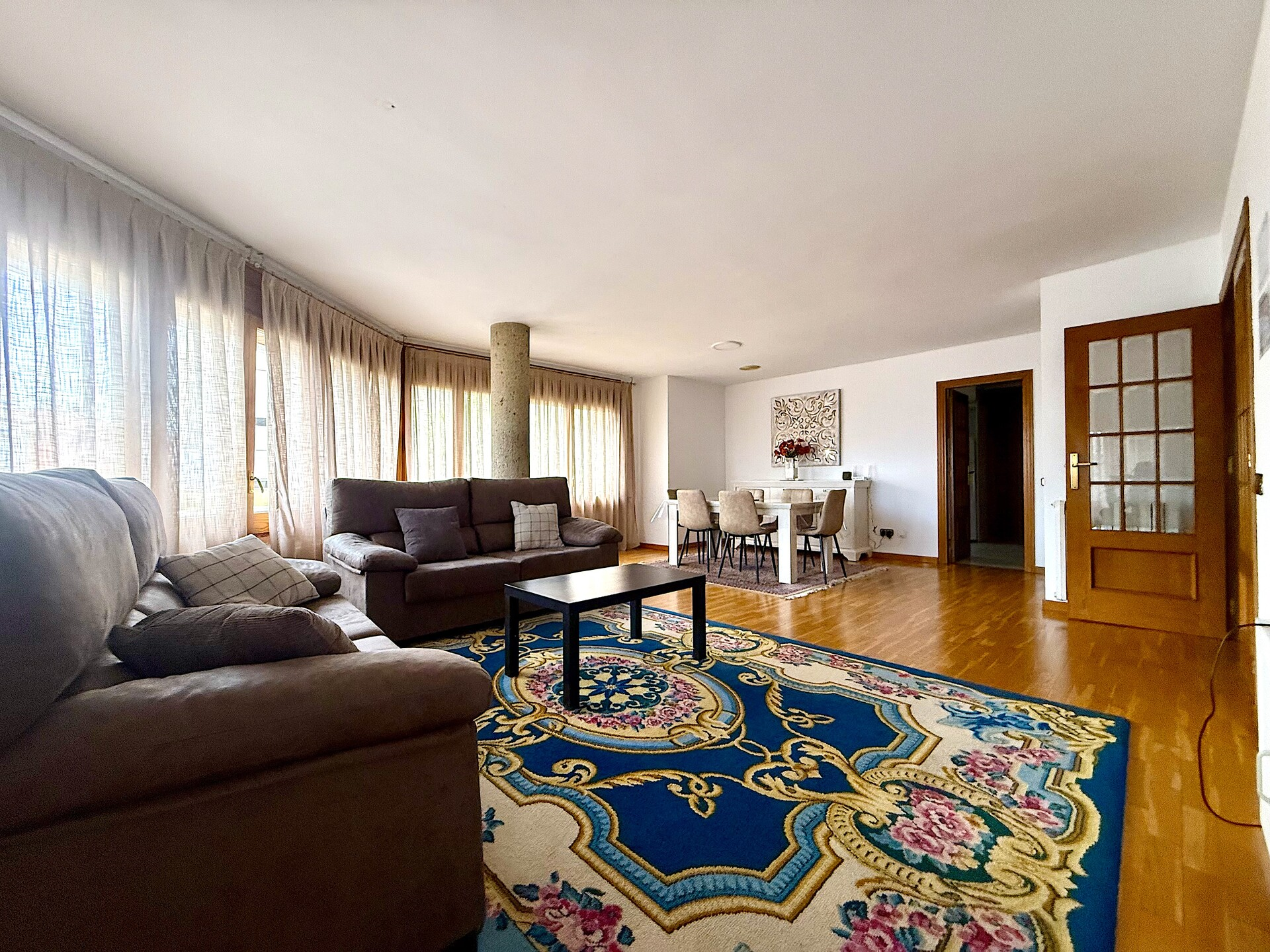 Habitación 250 m², Vic