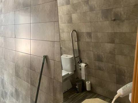 Habitación 780 m², León