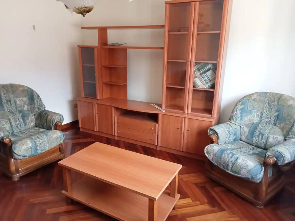 Piso de 80 m² en Santiago de Compostela