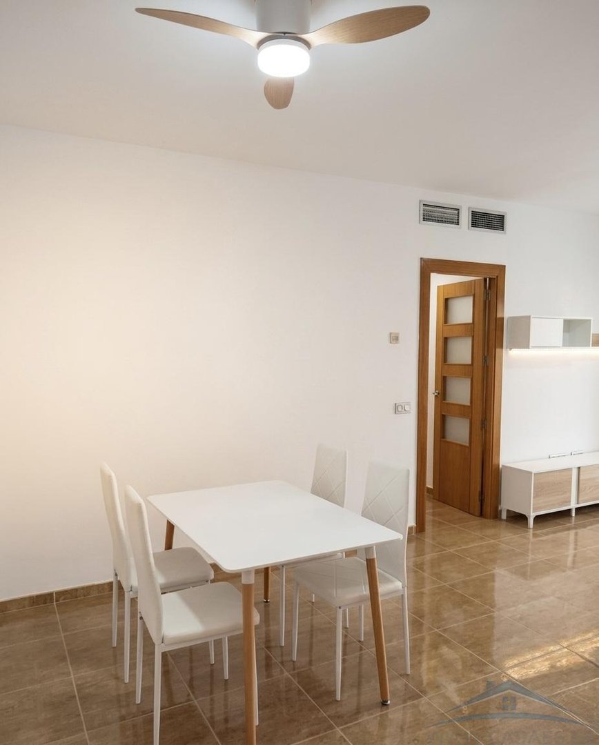 Piso de 83 m² en Roquetas de Mar