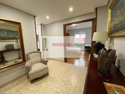 Appartamento 103 m² a Oviedo