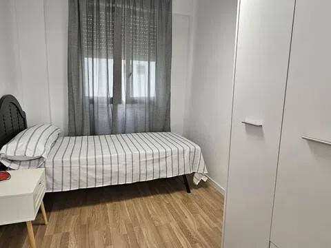 Habitación 130 m², Alicante