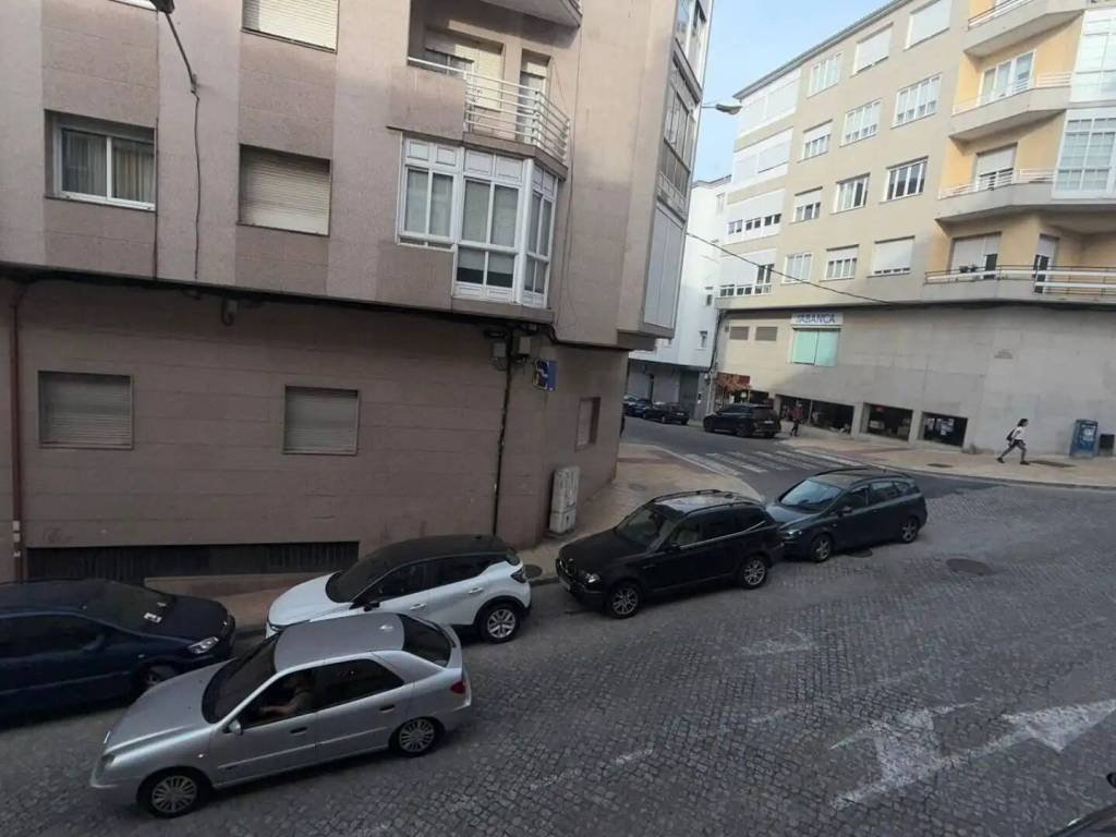 Piso de 80 m² en Ourense