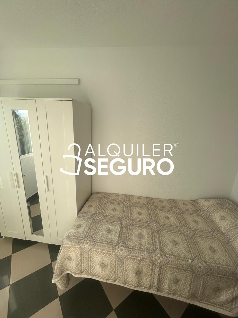 Piso de 100 m² en Granada