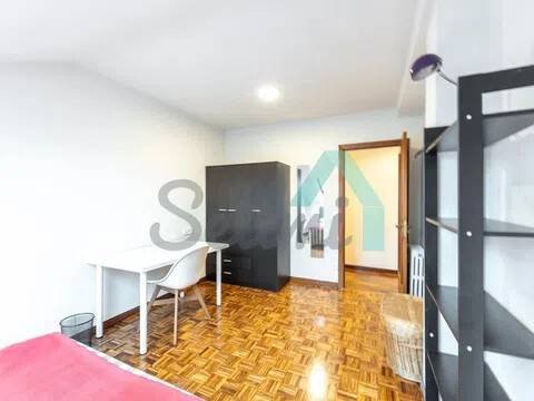 Piso de 140 m² en Oviedo