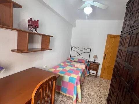 Pis de 100 m² a Almeria