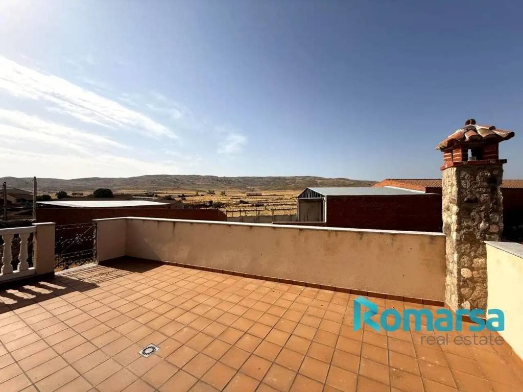 Pis de 169 m² a Gemuño