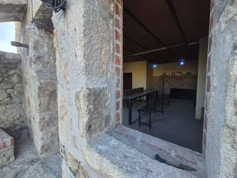 Casa de 140 m² en Gemuño