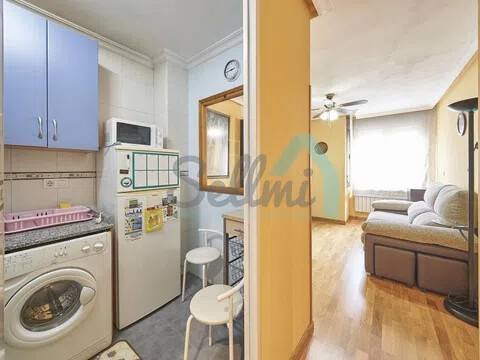 Piso de 48 m² en Oviedo