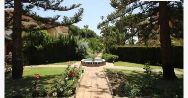 Casa de 180 m² en Estepona