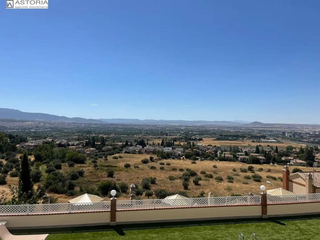 Casa de 215 m² en Granada
